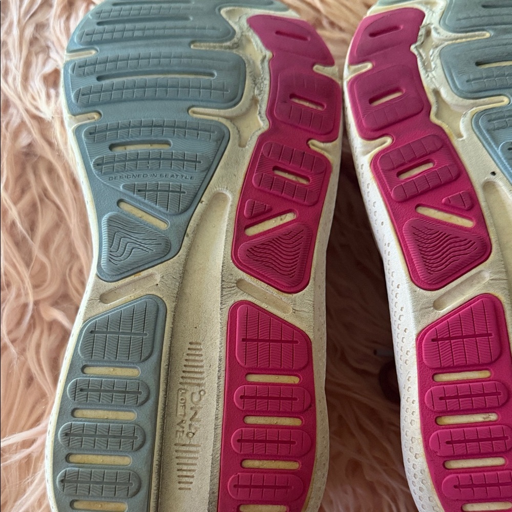 Brooks Ghost Max  navy Running Sneakers - Picture 5 of 12